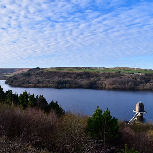 Scammonden reservoir on a cloudy day